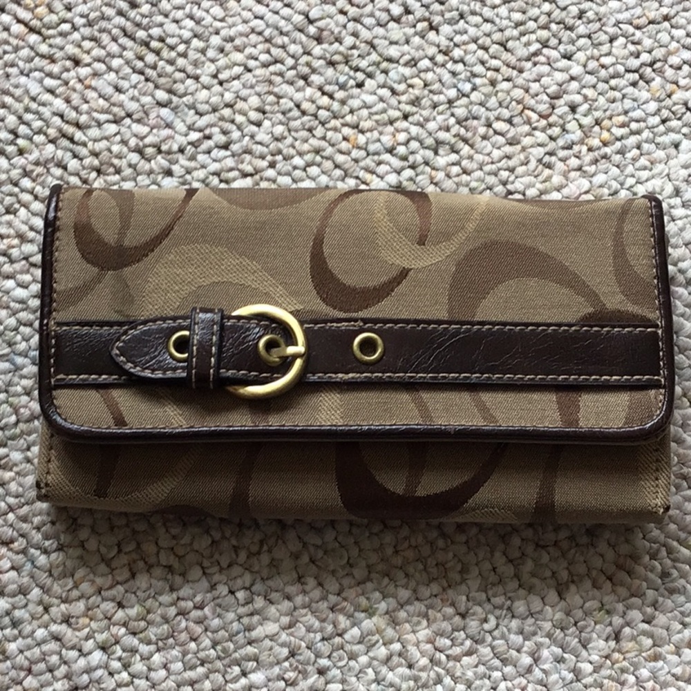 Brown Wallet NWOT